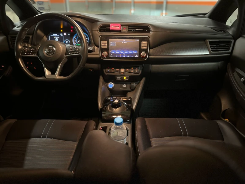 Nissan Leaf  40 KW Лизинг през Уникредит по 365 лева на месец, снимка 11 - Автомобили и джипове - 49686353