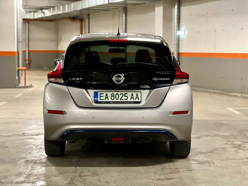 Nissan Leaf  40 KW Лизинг през Уникредит по 365 лева на месец, снимка 5 - Автомобили и джипове - 49686353