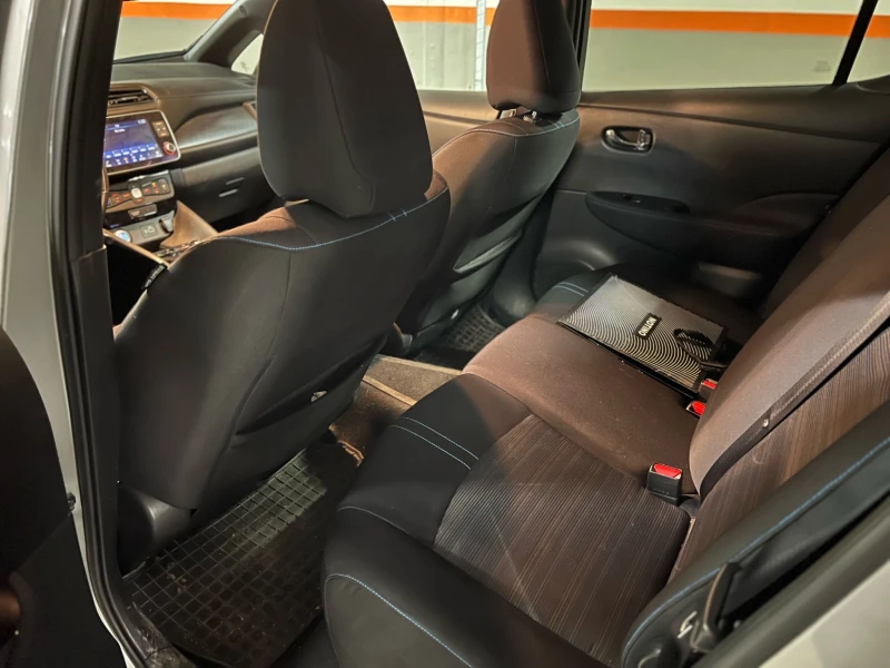 Nissan Leaf  40 KW Лизинг през Уникредит по 365 лева на месец, снимка 13 - Автомобили и джипове - 49686353