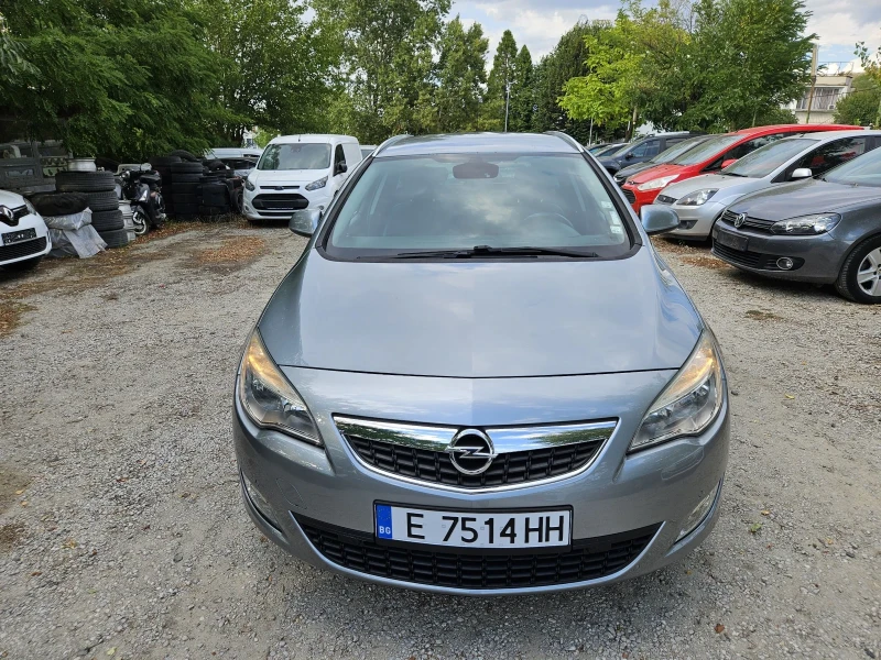 Opel Astra 1.6 Газ/Бензин, снимка 9 - Автомобили и джипове - 51495744