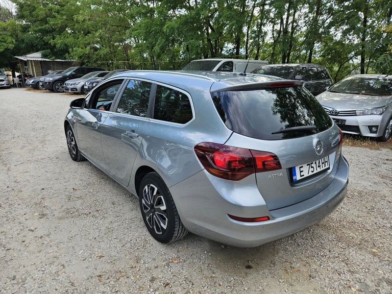 Opel Astra 1.6 Газ/Бензин, снимка 6 - Автомобили и джипове - 51495744