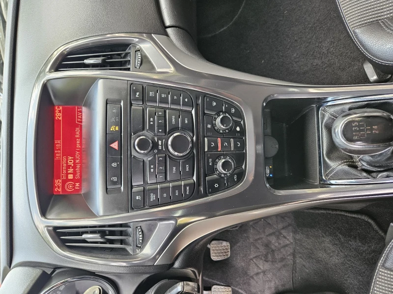 Opel Astra 1.6 Газ/Бензин, снимка 14 - Автомобили и джипове - 51495744