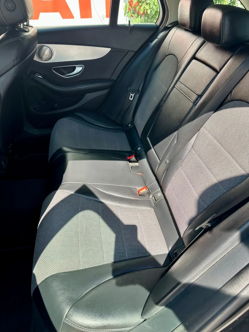 Mercedes-Benz C 300 Hybrid , снимка 10 - Автомобили и джипове - 52419912