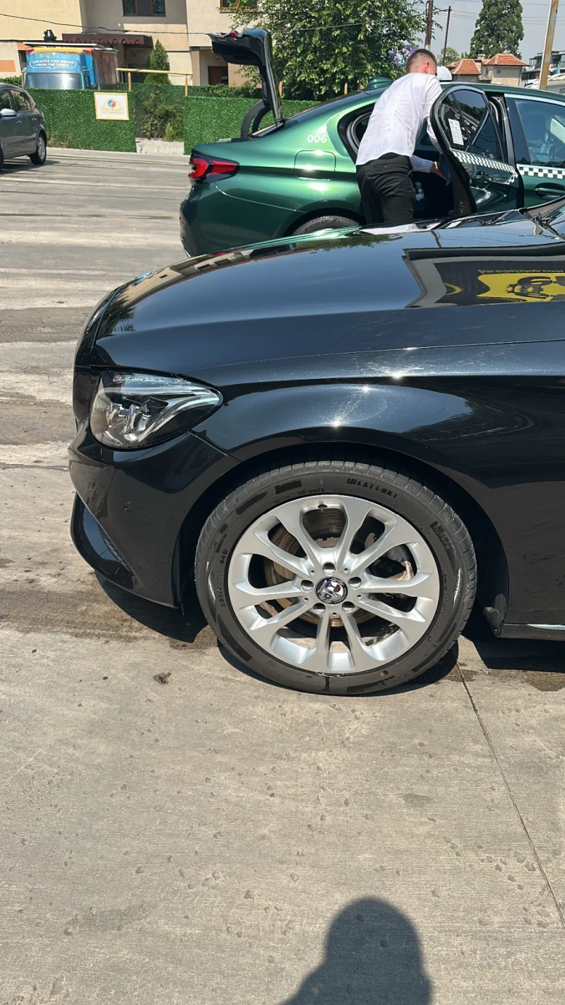 Mercedes-Benz C 300 Hybrid , снимка 13 - Автомобили и джипове - 52419912