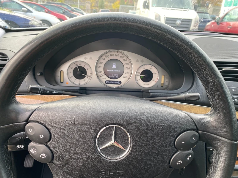 Mercedes-Benz E 320 cdi Avantgarde, снимка 10 - Автомобили и джипове - 52611258