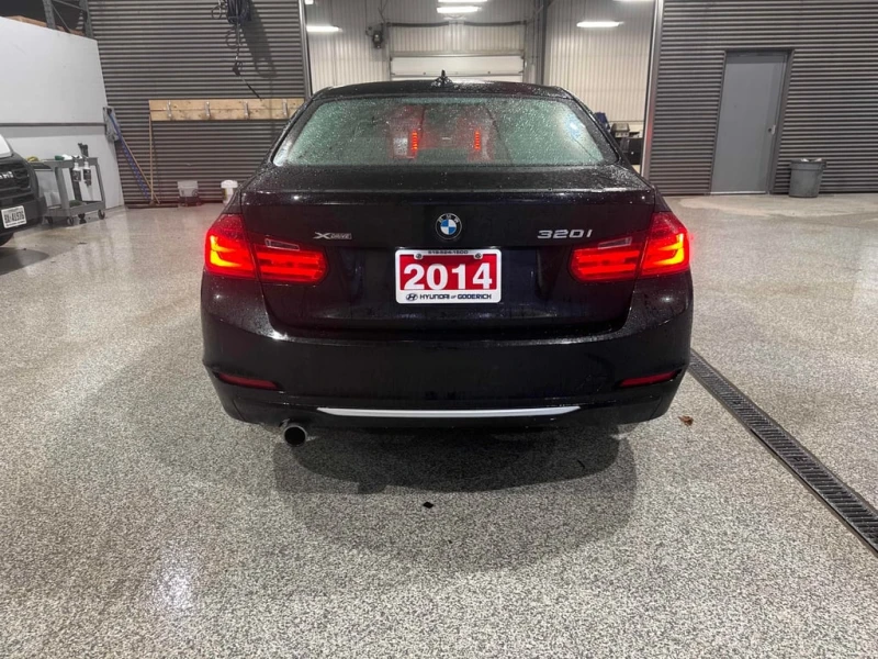 BMW 320 * 320i xDrive * CARFAX * ЦЕНА ДО БГ, снимка 5 - Автомобили и джипове - 52850907