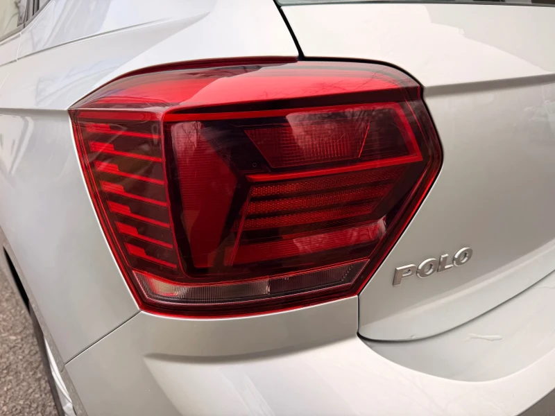 VW Polo 1.0i / АВТОМАТИК, снимка 16 - Автомобили и джипове - 53131335