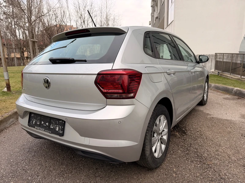 VW Polo 1.0i / АВТОМАТИК, снимка 6 - Автомобили и джипове - 53131335