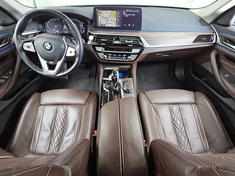 BMW 520 530E LUXURY, снимка 7 - Автомобили и джипове - 54928158