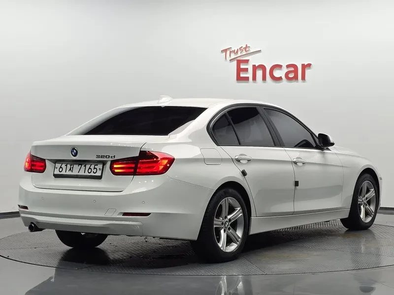 BMW 320 d, снимка 2 - Автомобили и джипове - 55142550