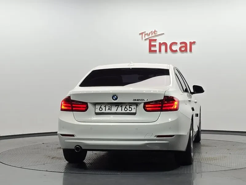 BMW 320 d, снимка 4 - Автомобили и джипове - 55142550
