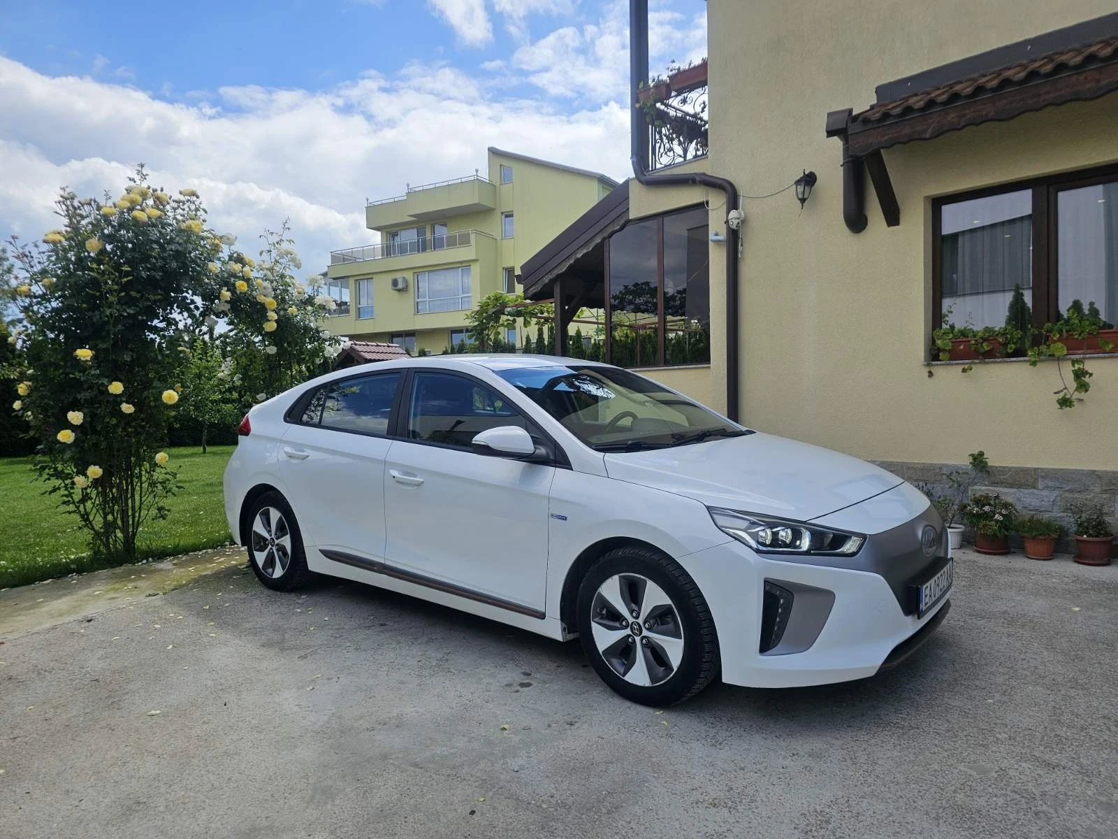 Hyundai Ioniq 30.5 kw - изображение 2