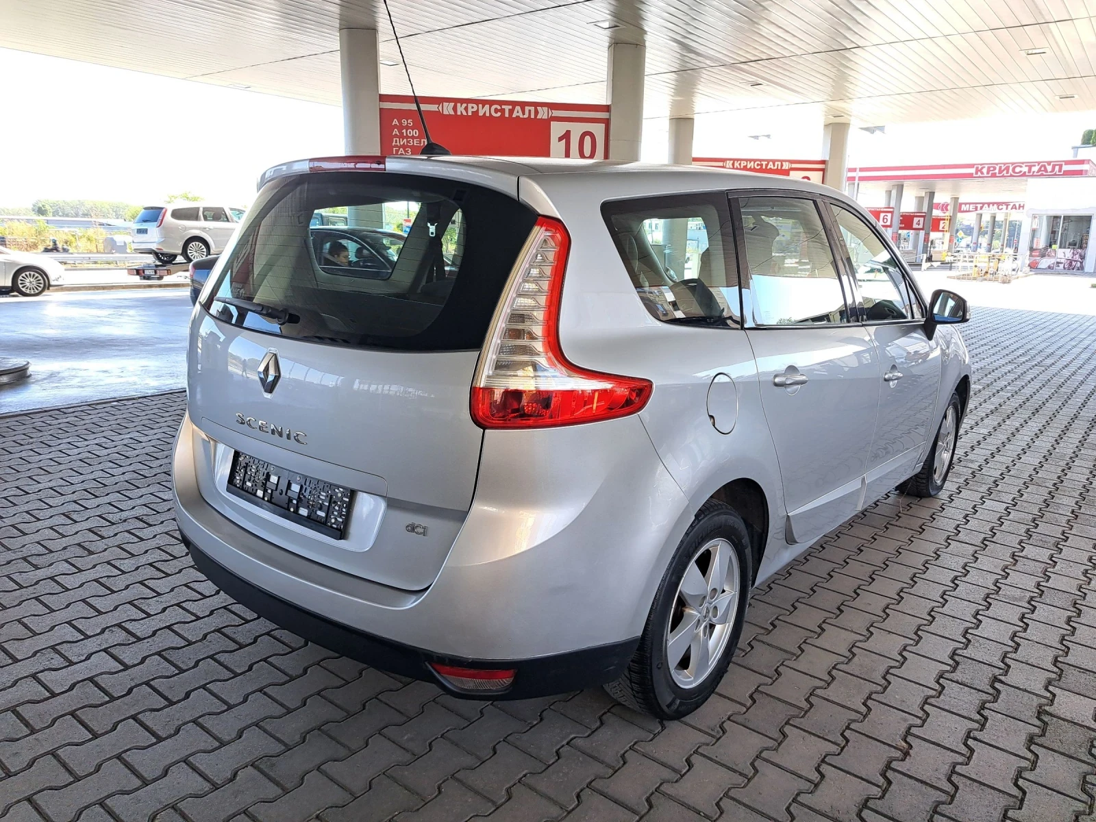 Renault Grand scenic 1.5DCI 110PS.6+ 1 ITALIA - изображение 8