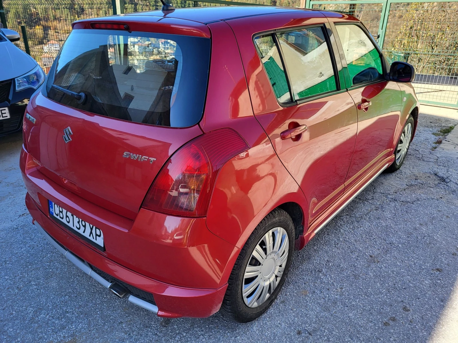 Suzuki Swift 1, 3  , 92 кс  - изображение 3