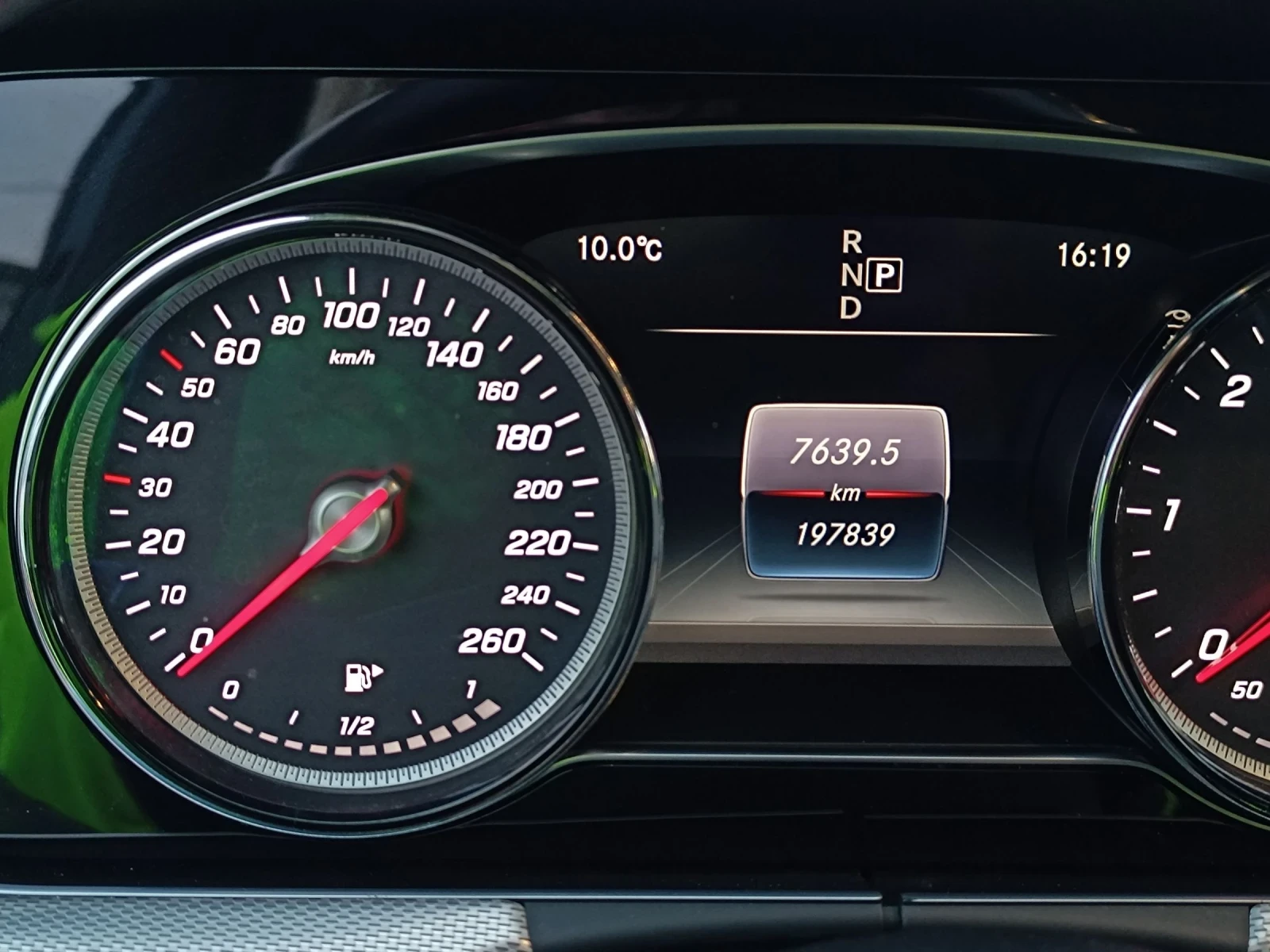 Mercedes-Benz E 220  | Mobile.bg   15