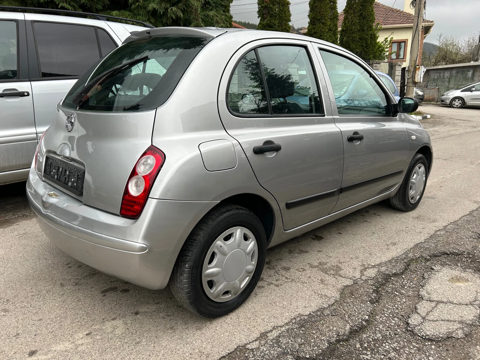 Nissan Micra 1.2 i - изображение 3