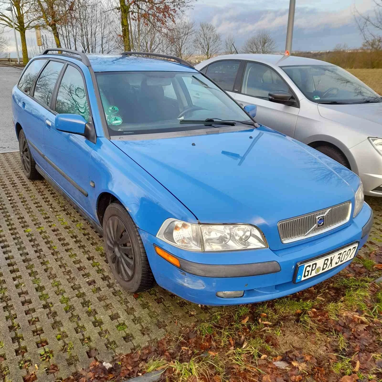 Volvo V40 V40 - изображение 6