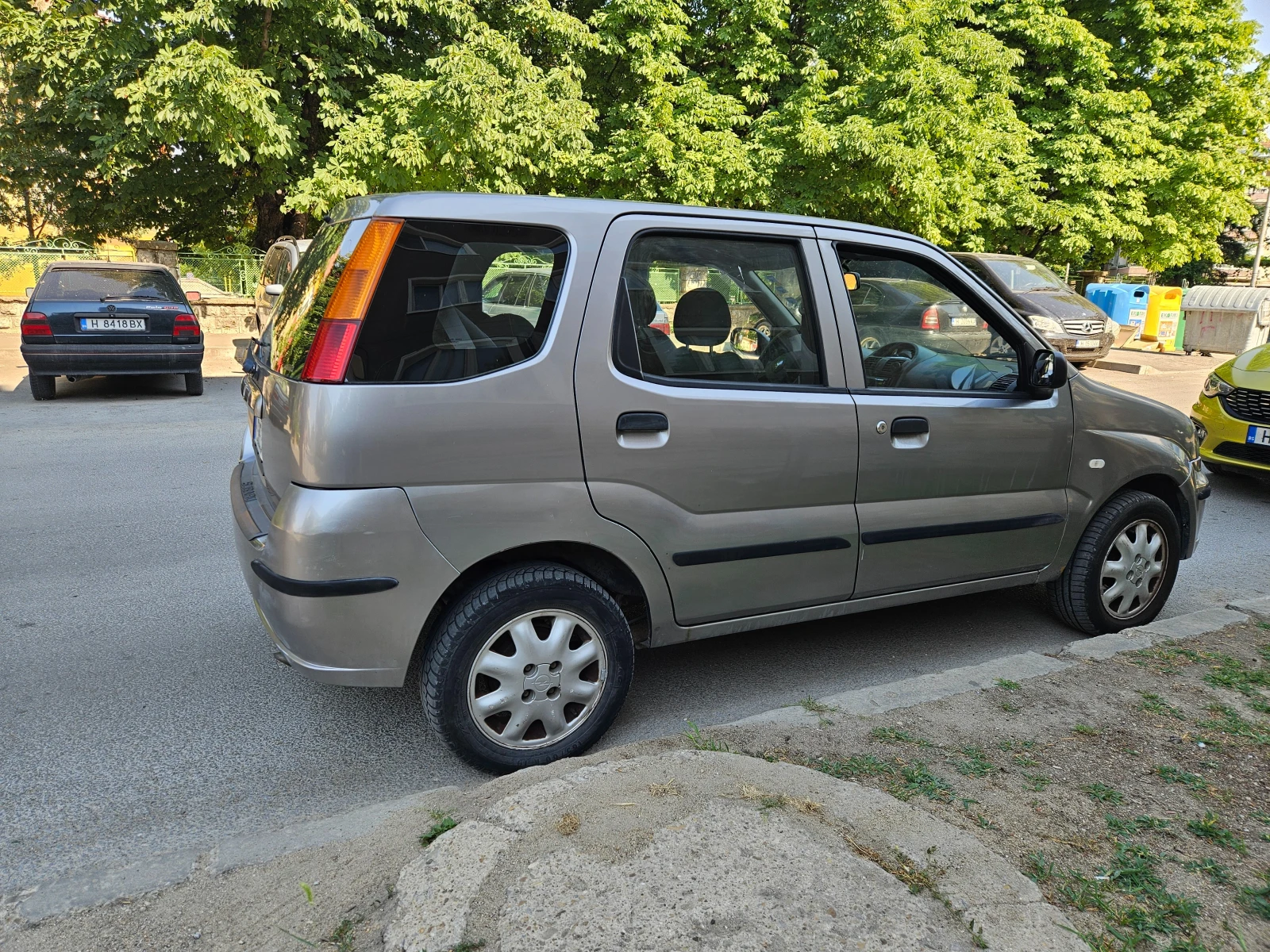 Subaru Justy Бенз.+ газ.инжекцион - изображение 5
