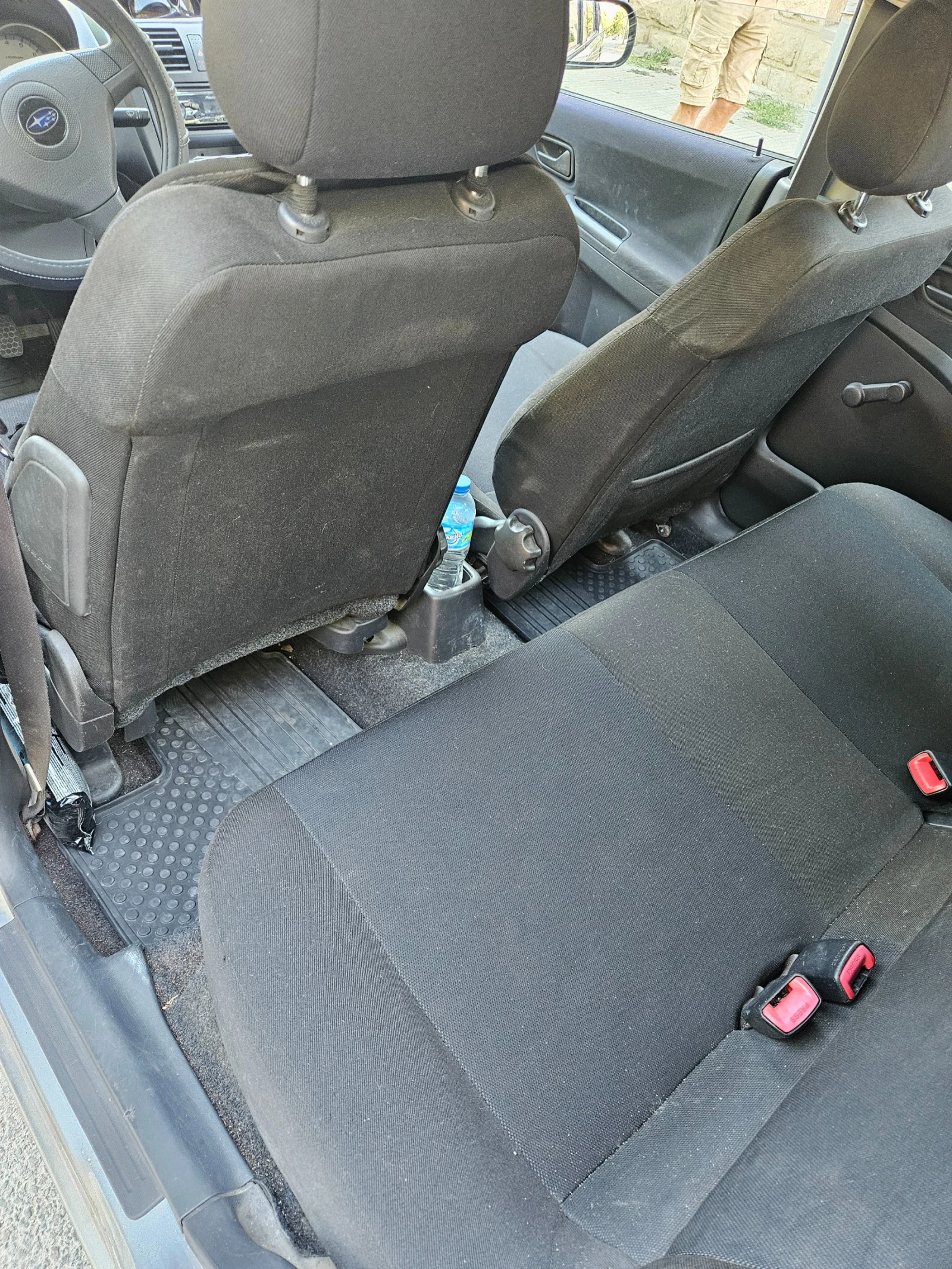 Subaru Justy Бенз.+ газ.инжекцион - изображение 8