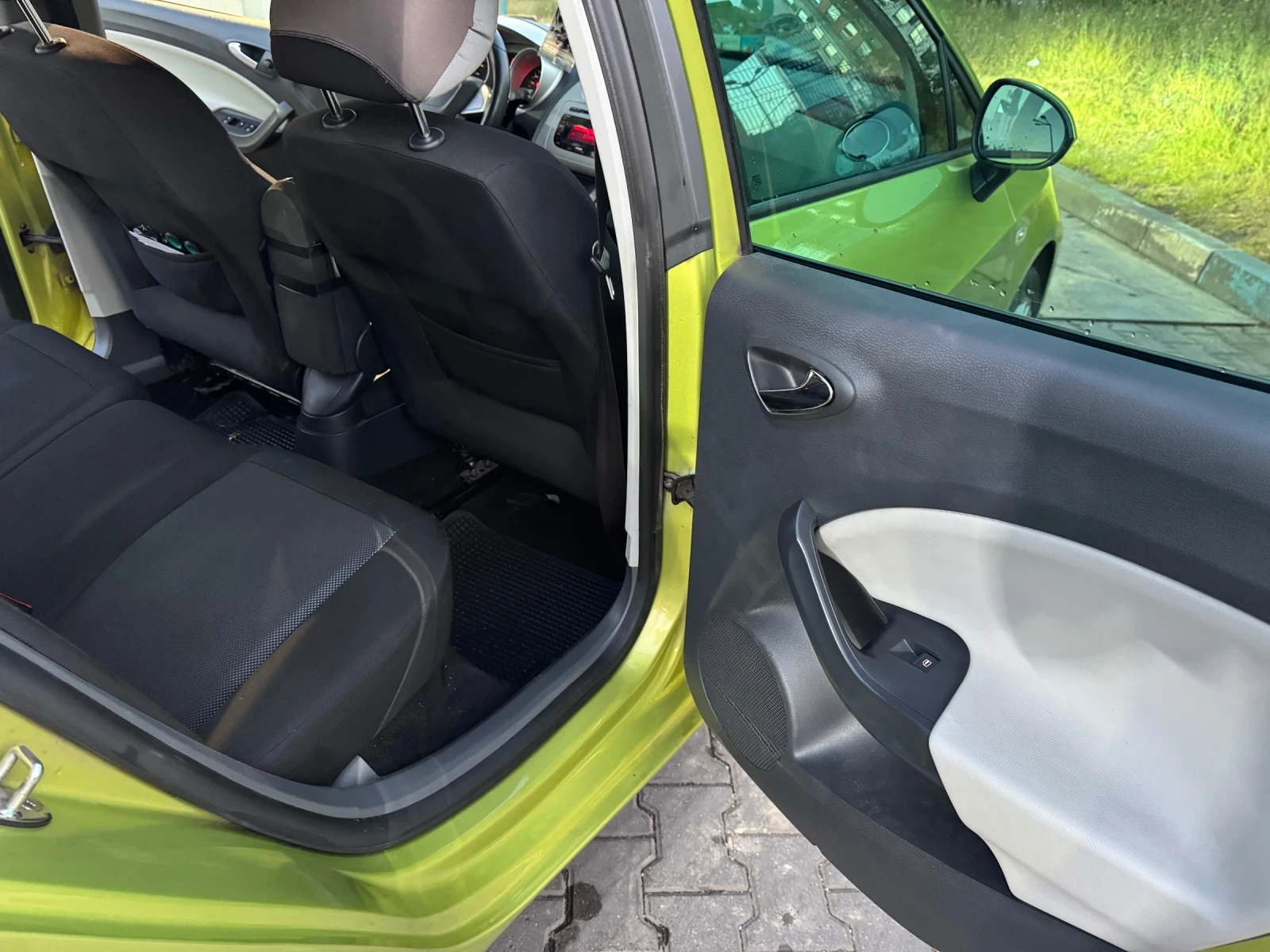 Seat Ibiza  - изображение 8
