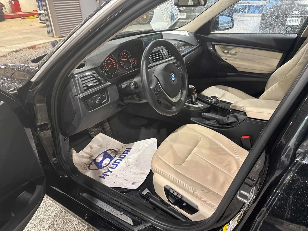 BMW 320 * 320i xDrive * CARFAX * ЦЕНА ДО БГ - изображение 7