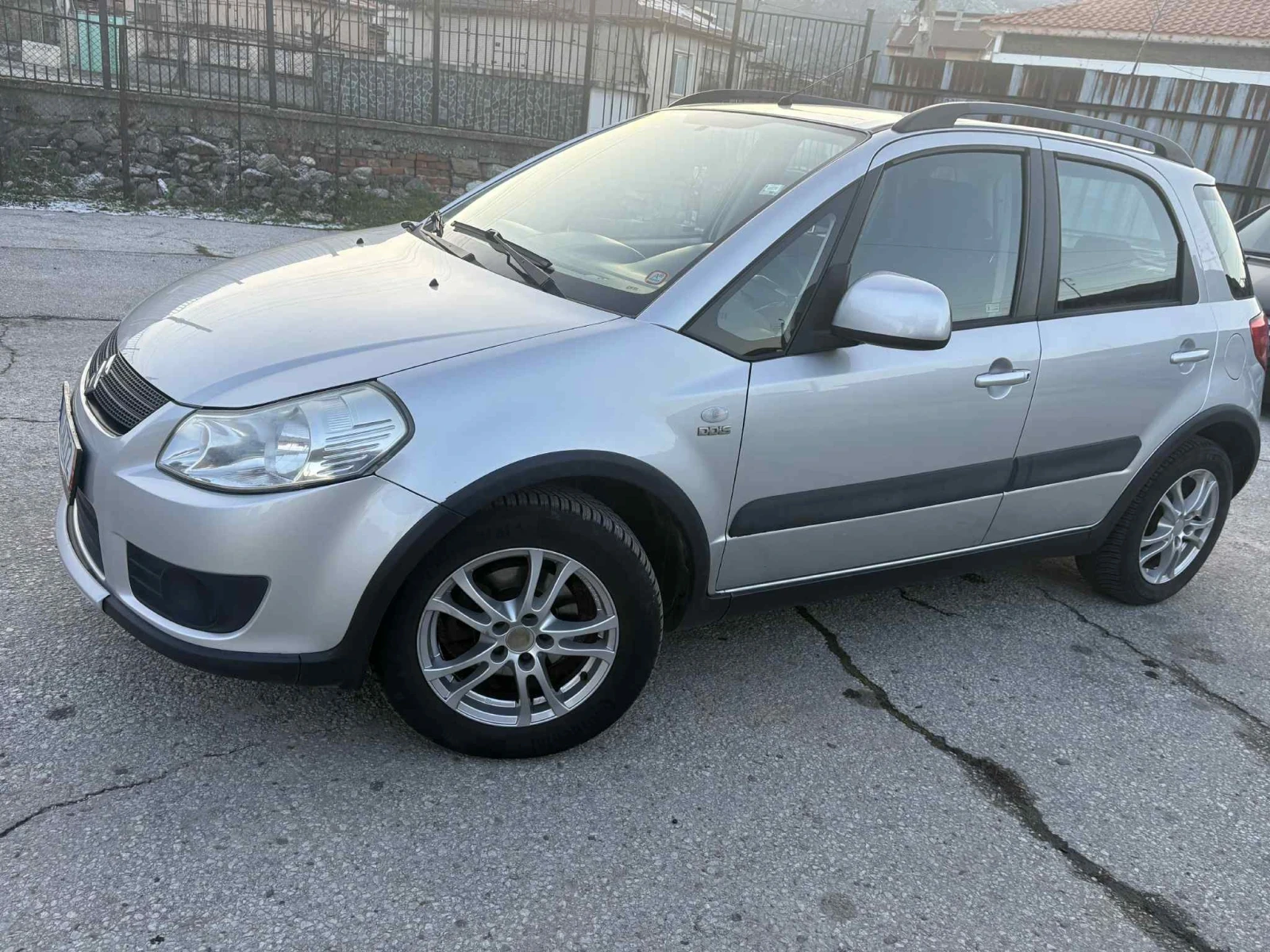 Suzuki SX4 1.6 - изображение 3