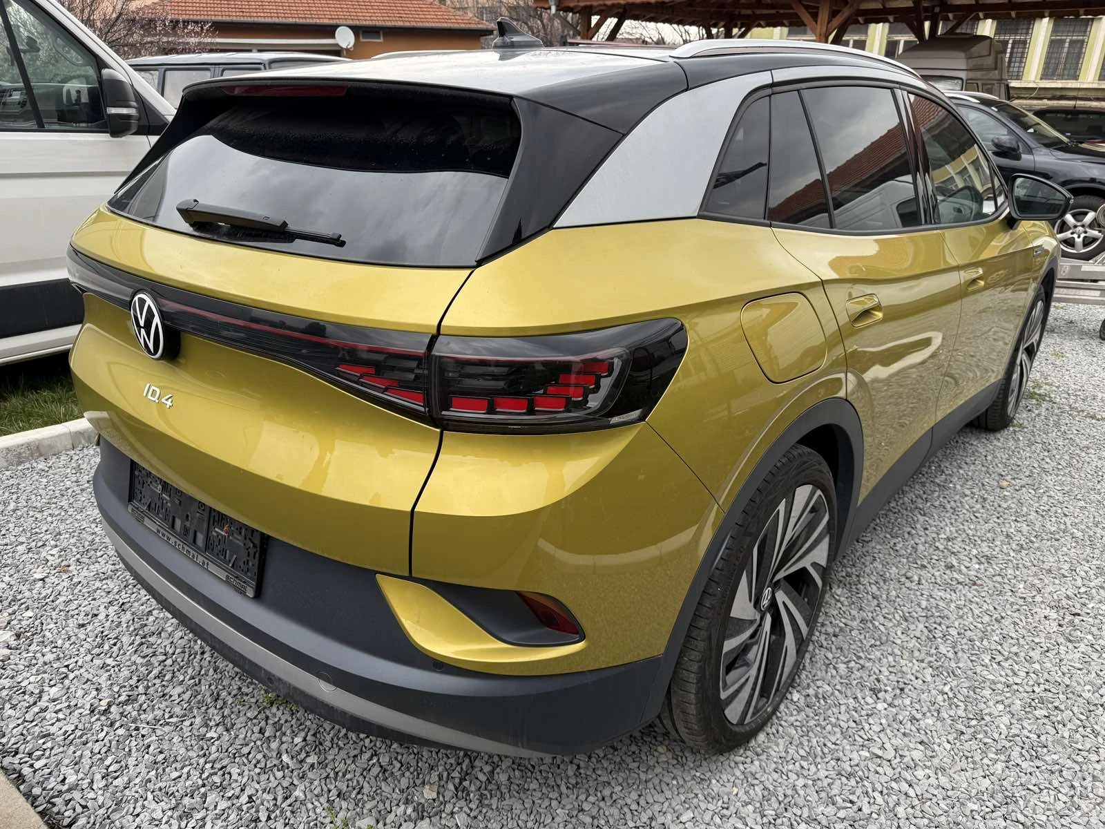 VW ID.4 Pro, снимка 2 - Автомобили и джипове - 53968390