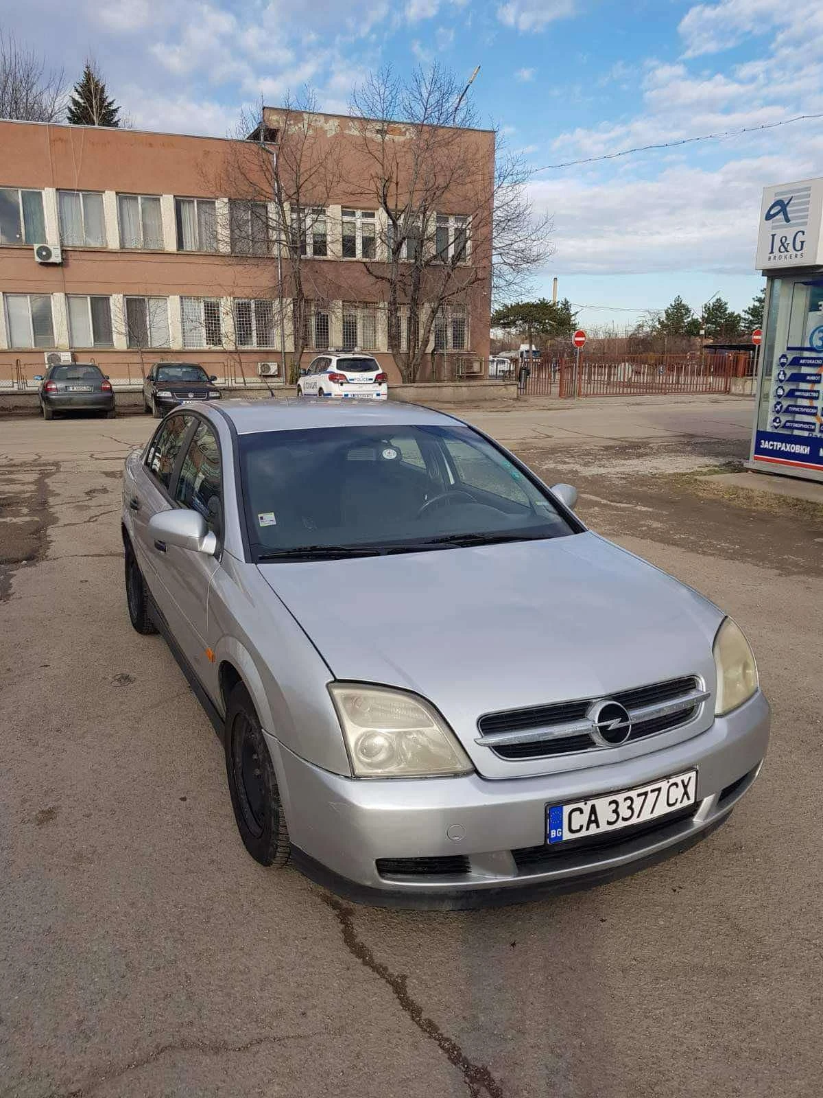 Opel Vectra 1.8, снимка 2 - Автомобили и джипове - 54001677