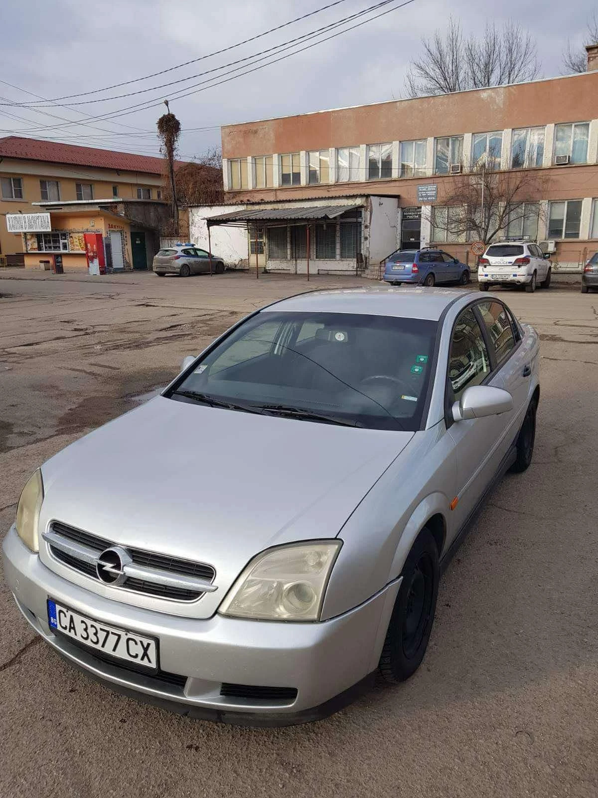 Opel Vectra 1.8, снимка 4 - Автомобили и джипове - 54001677