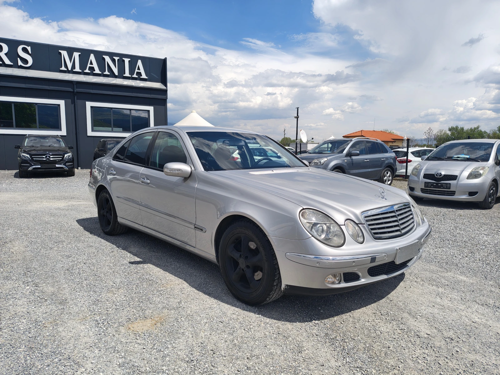 Mercedes-Benz E 270 Eleganse, снимка 2 - Автомобили и джипове - 54358218