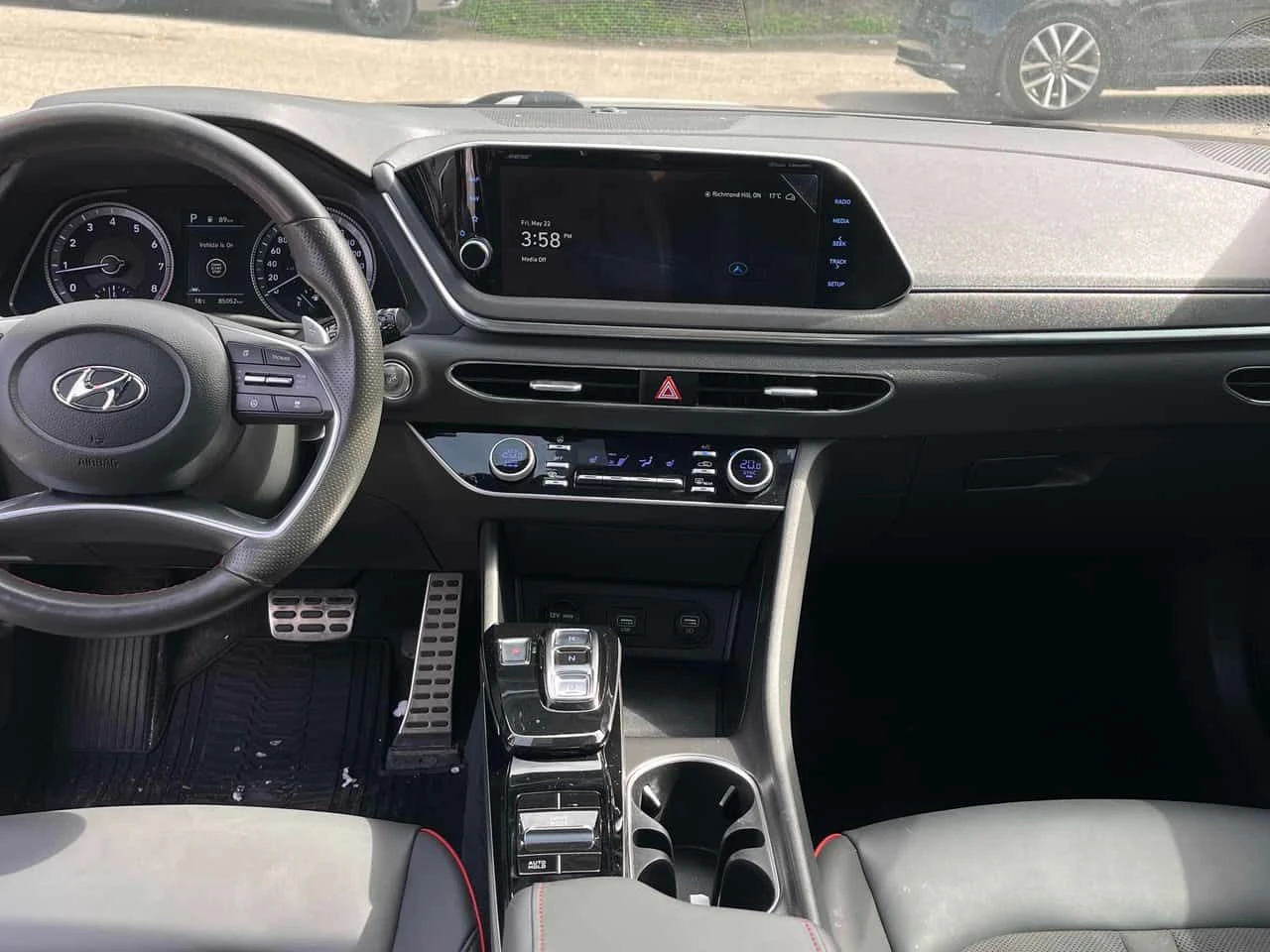 Hyundai Sonata | Sport | ПОДГРЕВ | ПАНОРАМА | CARFAX | , снимка 9 - Автомобили и джипове - 54652334