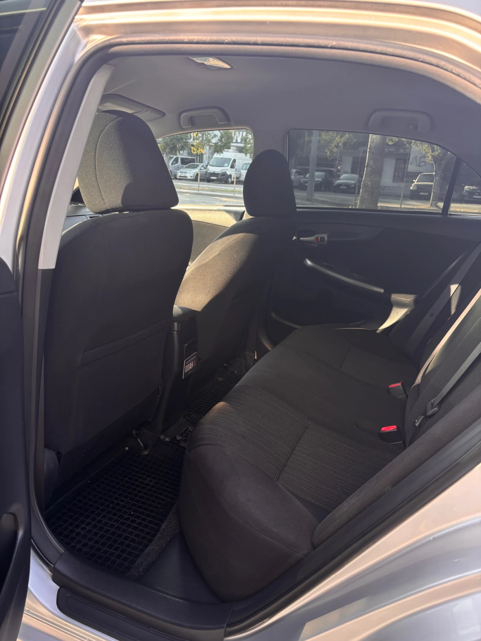 Toyota Corolla, снимка 7 - Автомобили и джипове - 55276478