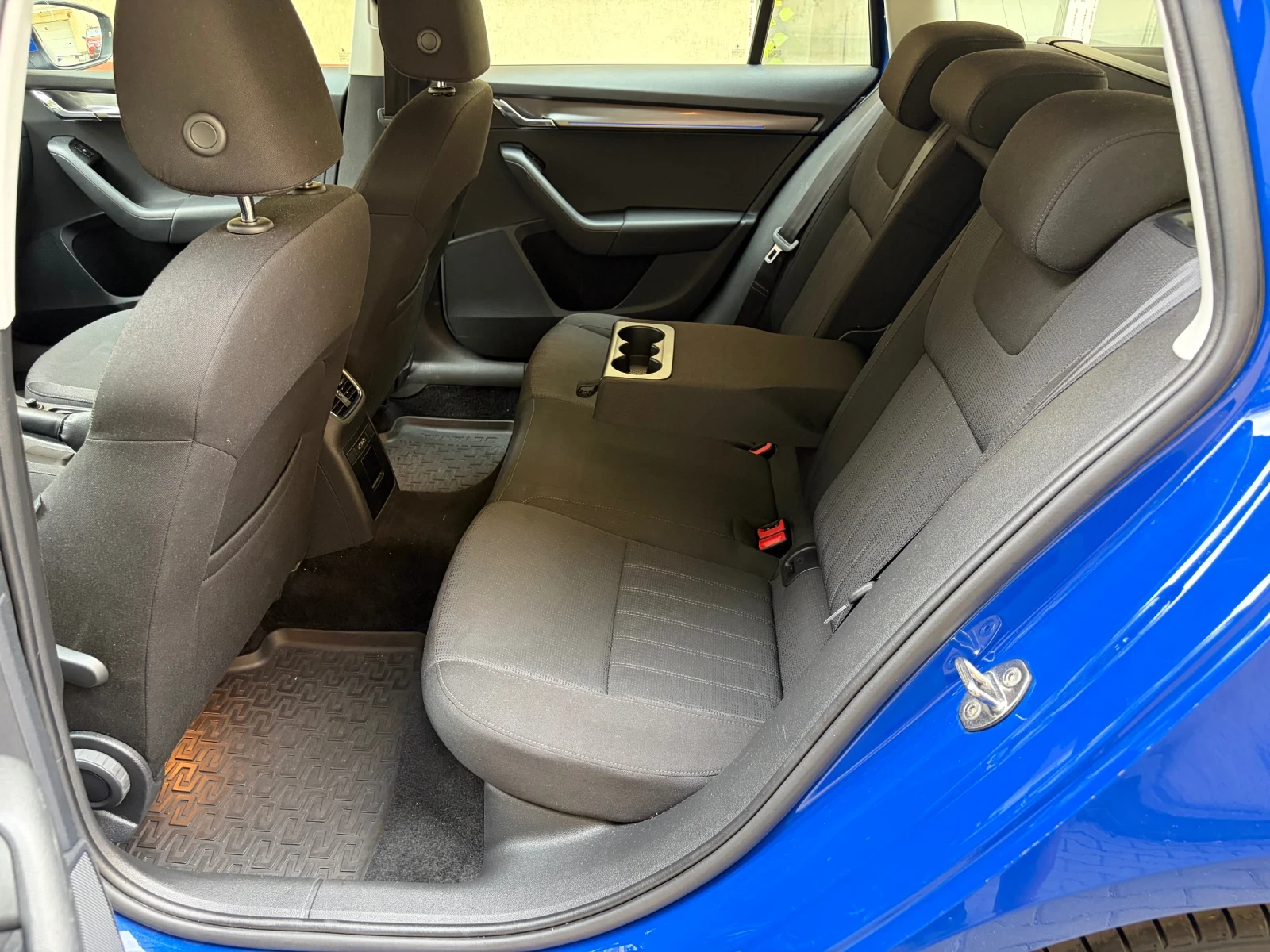 Skoda Octavia 2, 0 TDI DSG, снимка 12 - Автомобили и джипове - 55322928