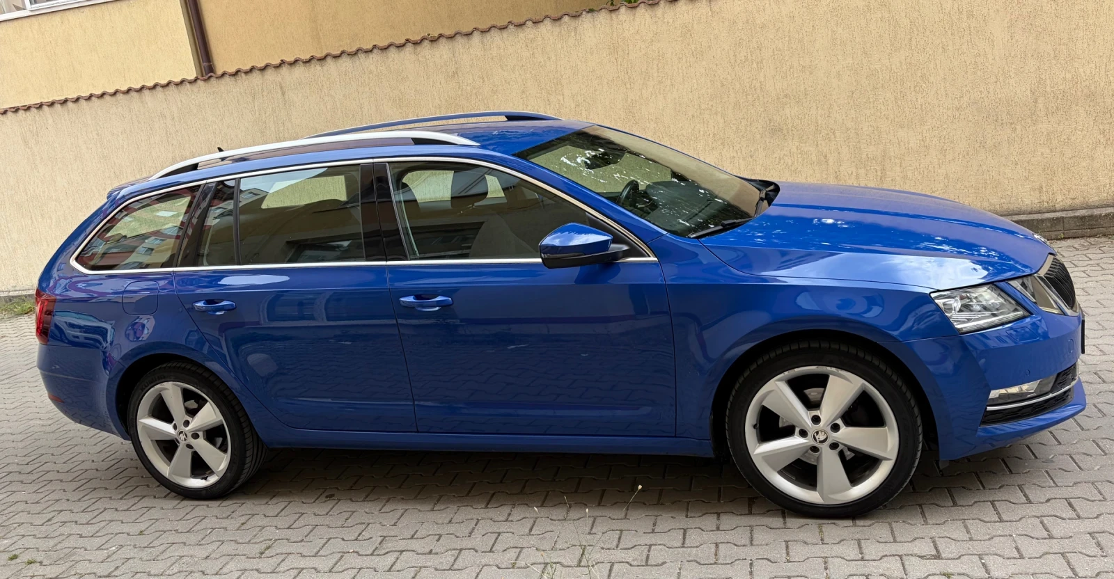 Skoda Octavia 2, 0 TDI DSG, снимка 4 - Автомобили и джипове - 55322928