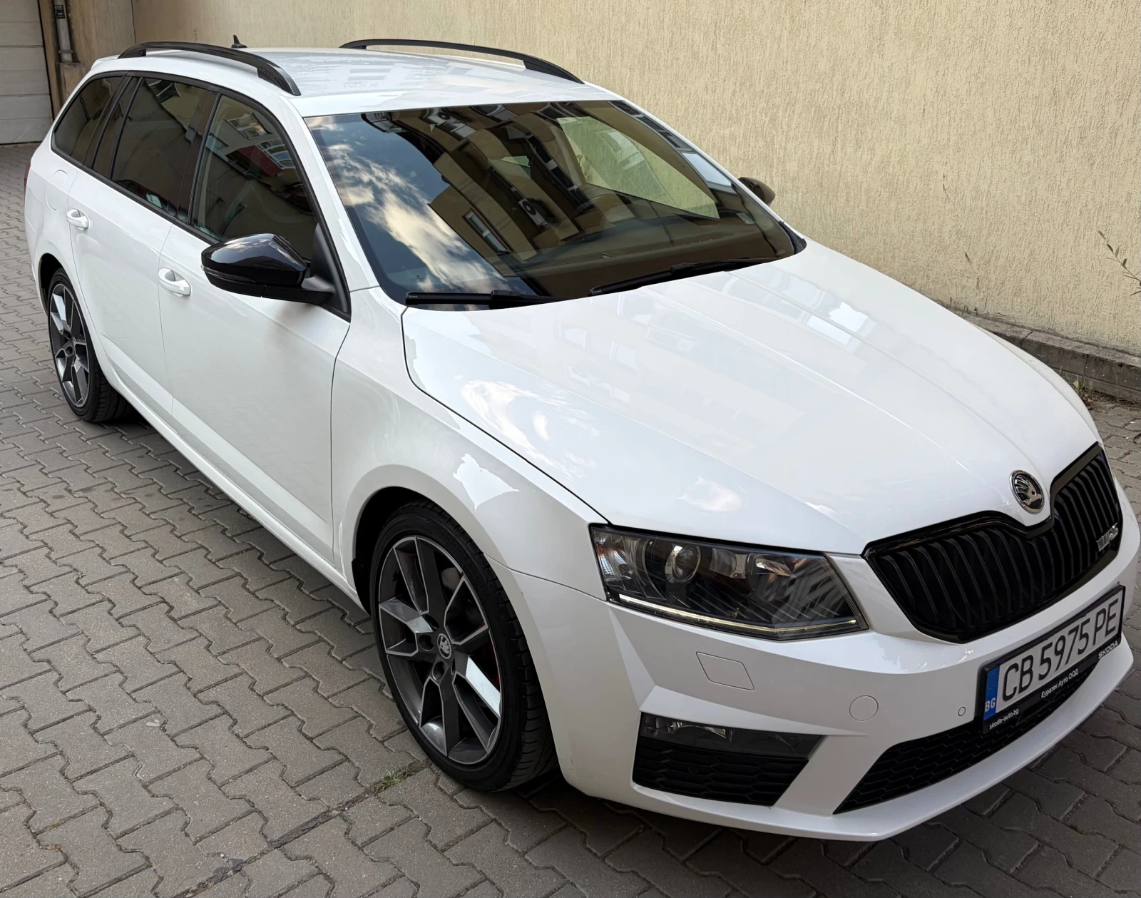 Skoda Octavia RS 4x4 TDI, снимка 3 - Автомобили и джипове - 55322928
