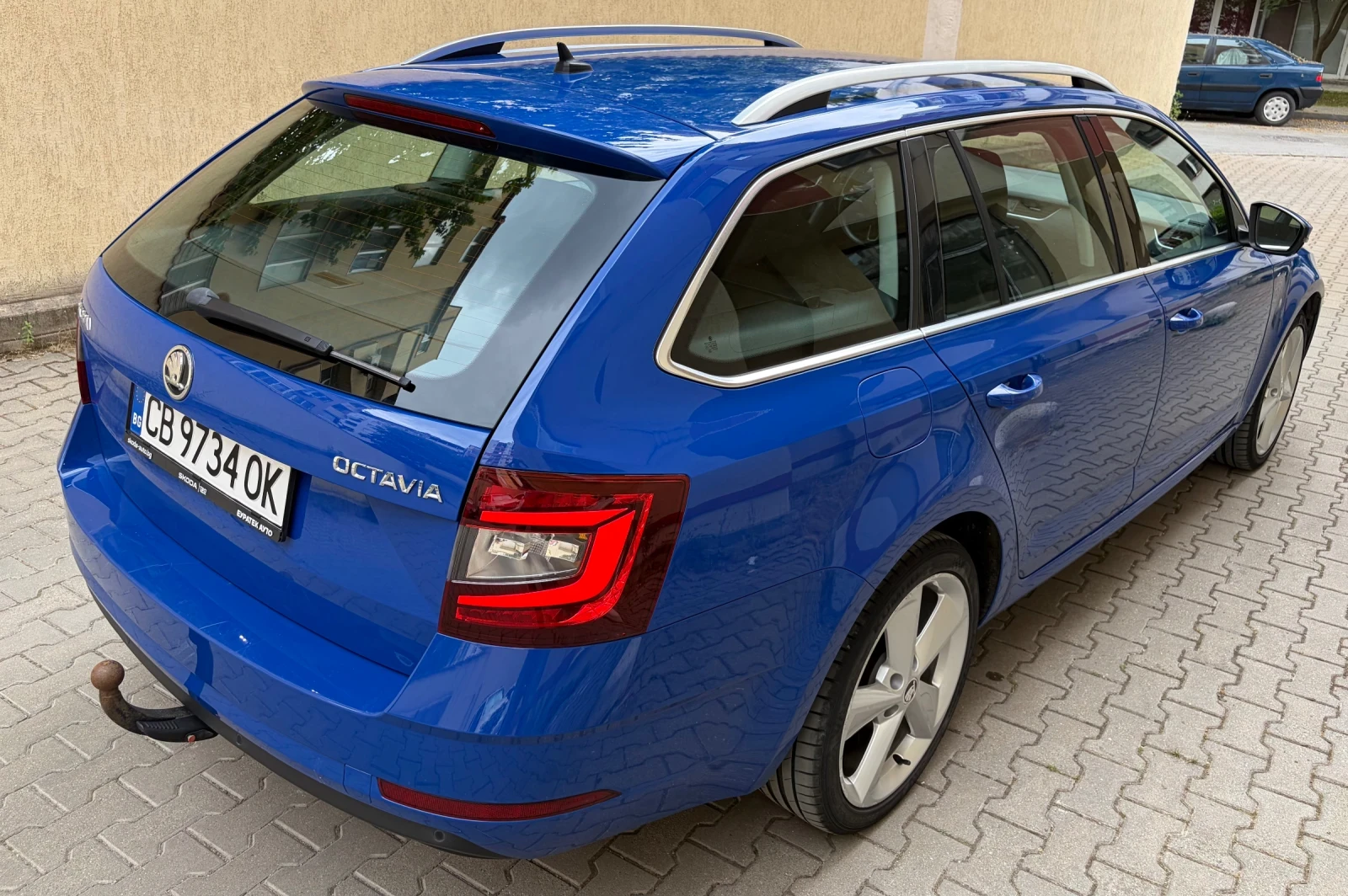 Skoda Octavia 2, 0 TDI DSG, снимка 5 - Автомобили и джипове - 55322928