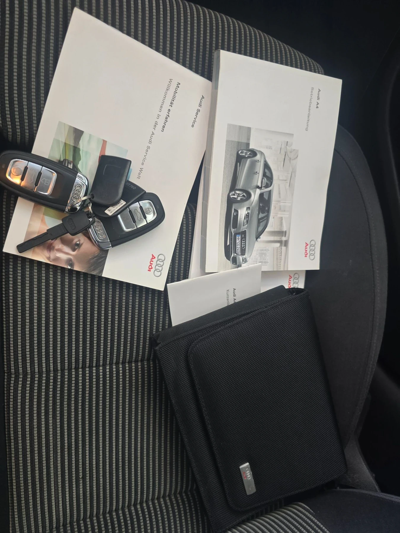 Audi A4 1.8TFSI , снимка 13 - Автомобили и джипове - 55911314