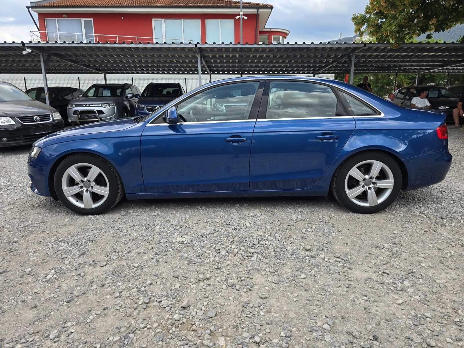 Audi A4 1.8TFSI , снимка 4 - Автомобили и джипове - 55911314