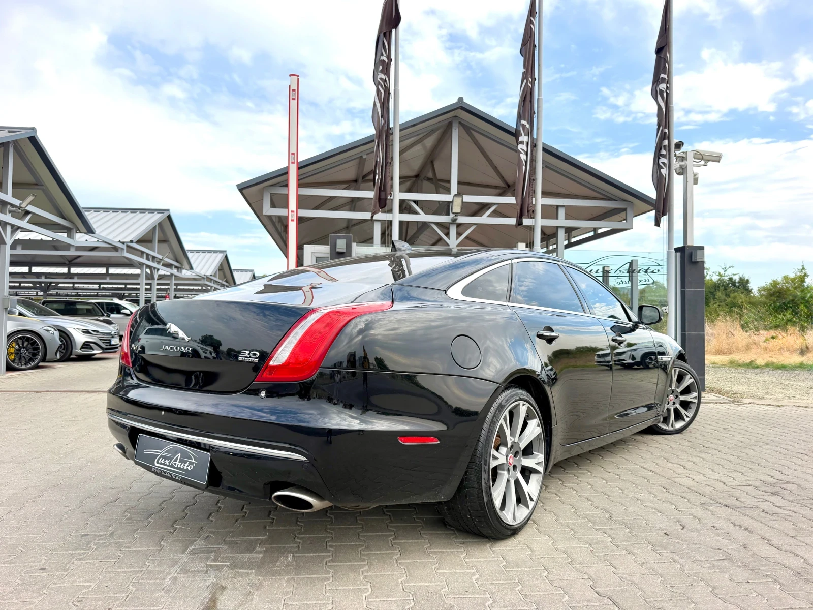 Jaguar Xj LONG#PORTFOLIO#PANORAMA#4xОБДУХ#ALCANTARA#AWD, снимка 4 - Автомобили и джипове - 55965730