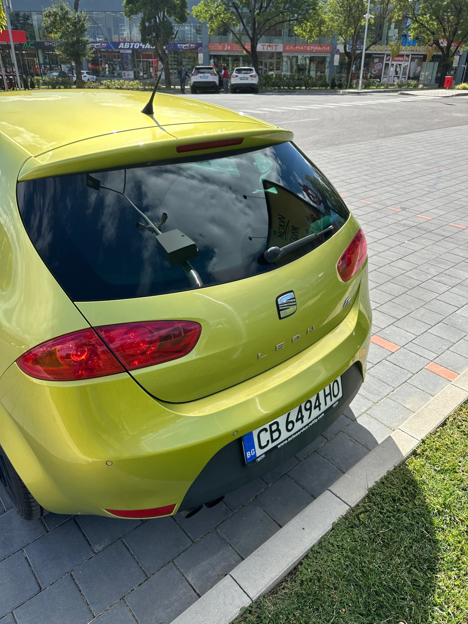 Seat Leon, снимка 5 - Автомобили и джипове - 56176022