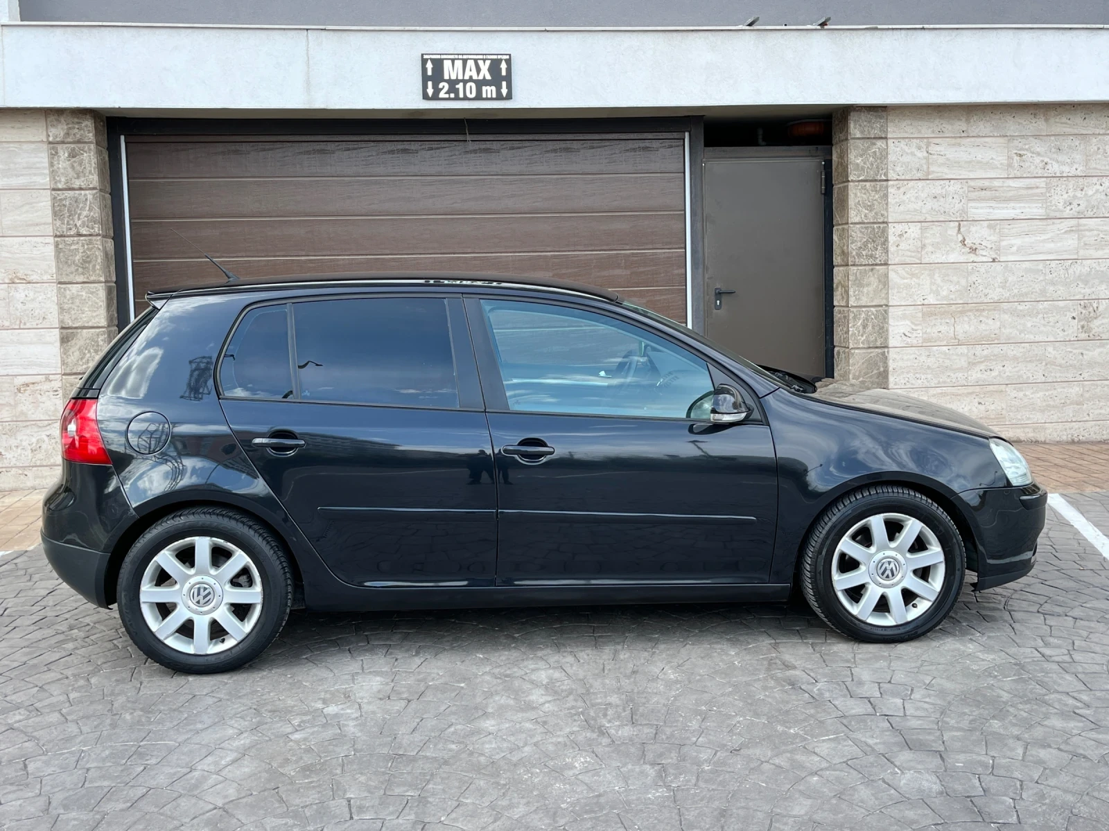 VW Golf 1.9TDI/105/BKC, снимка 8 - Автомобили и джипове - 56193355