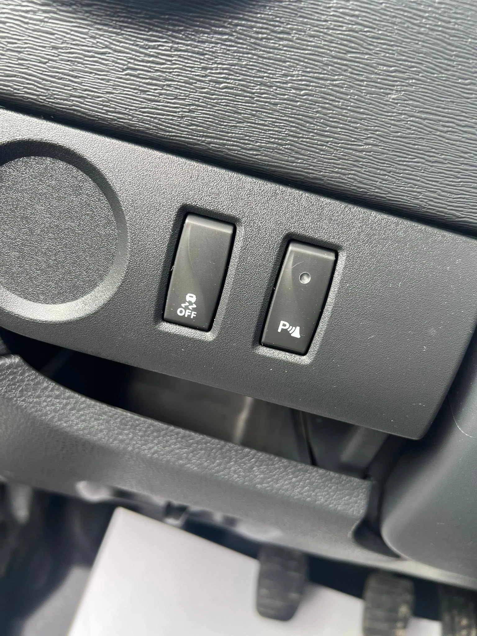 Dacia Dokker 1.6i ГАЗ/ПАРКТРОНИК, снимка 14 - Автомобили и джипове - 56324669