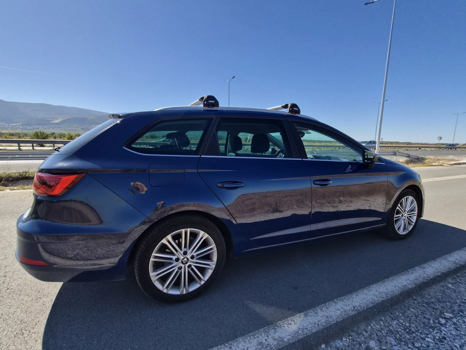 Seat Leon, снимка 4 - Автомобили и джипове - 56406849