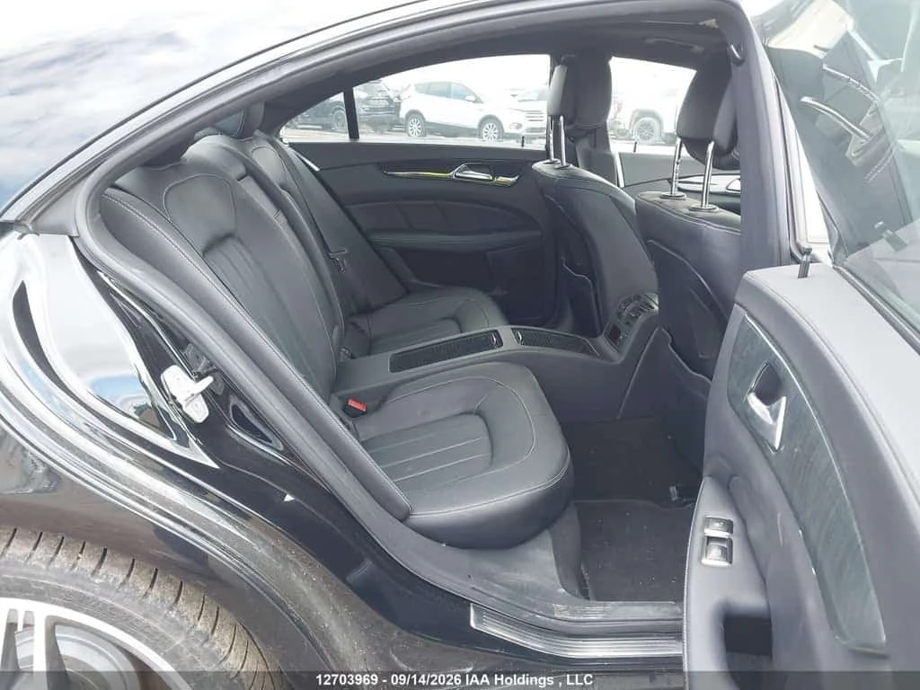 Mercedes-Benz CLS 550 * 4MATIC * CARFAX * ����� �� ����������� | Mobile.bg � ����������� 8