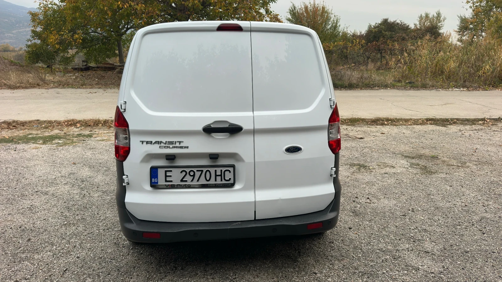 Ford Courier 1.5 TDCI/Navi/Apple CarPlay/Мулти, снимка 4 - Автомобили и джипове - 56739947