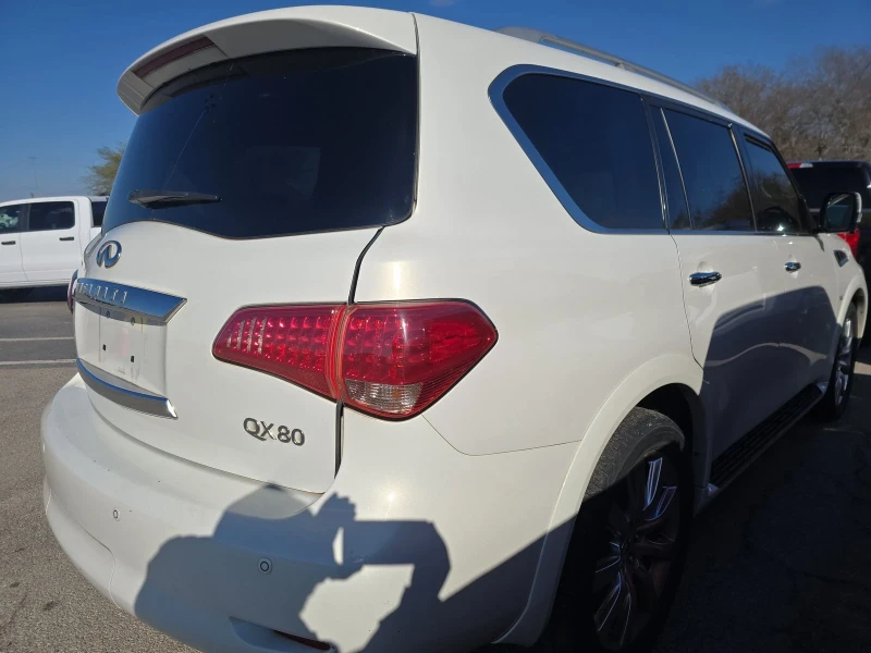 Infiniti QX80, снимка 5 - Автомобили и джипове - 49031764