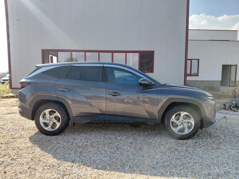Hyundai Tucson 1.6, снимка 6 - Автомобили и джипове - 51695861