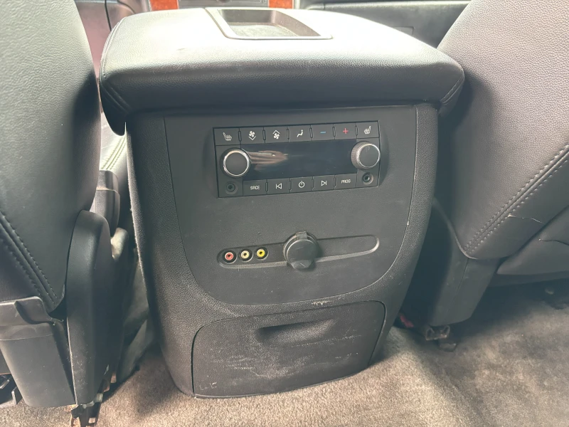 Chevrolet Tahoe 5.3i V8 LPG, снимка 11 - Автомобили и джипове - 52050491