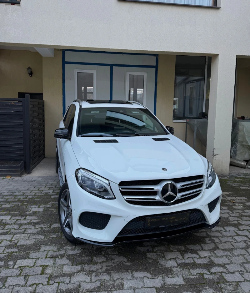 Mercedes-Benz GLE 350 * AMG* 360VIEW* HARMANKARDON* , снимка 2 - Автомобили и джипове - 52682394