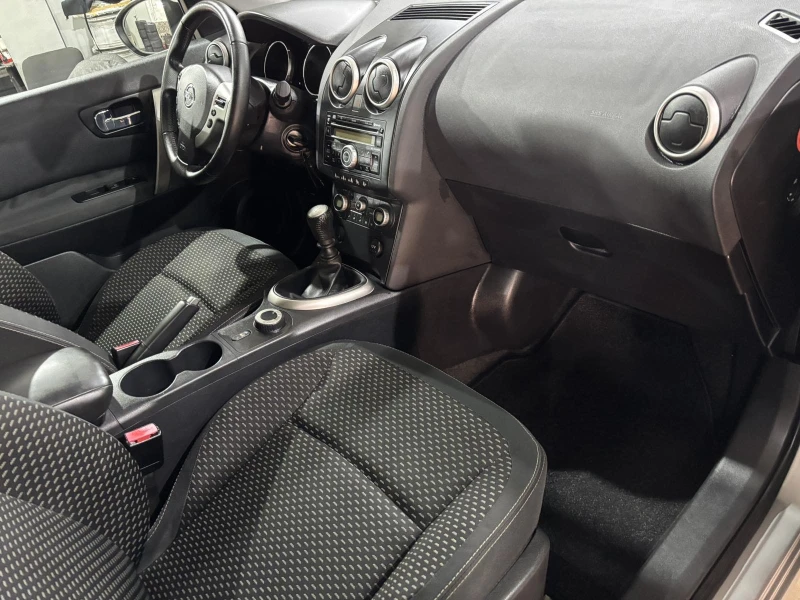 Nissan Qashqai 4x4 ITALIA, снимка 6 - Автомобили и джипове - 53000986